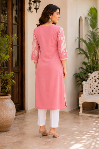 Women's Blush Pink Floral Printed Straight Kurti