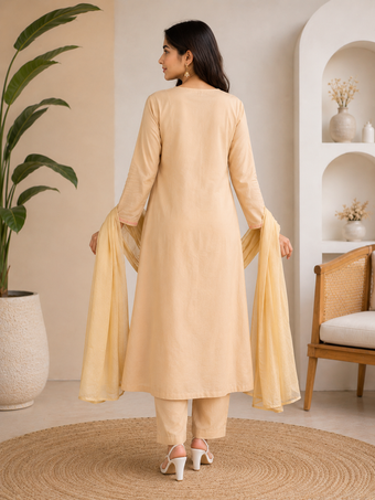 Women ‘s Cotton Embroidered Kurta Set