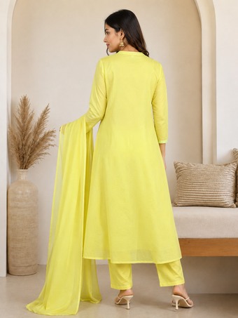 Women ‘s Cotton Embroidered Kurta Set