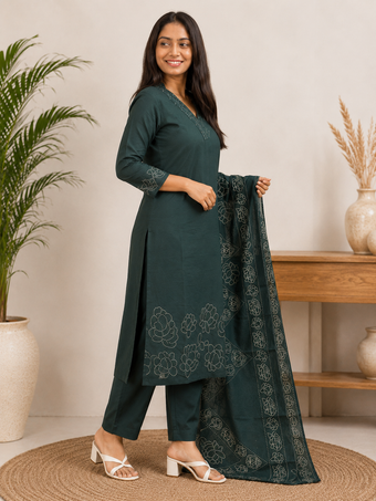 Green Straight Kurta Set with Printed Dupatta