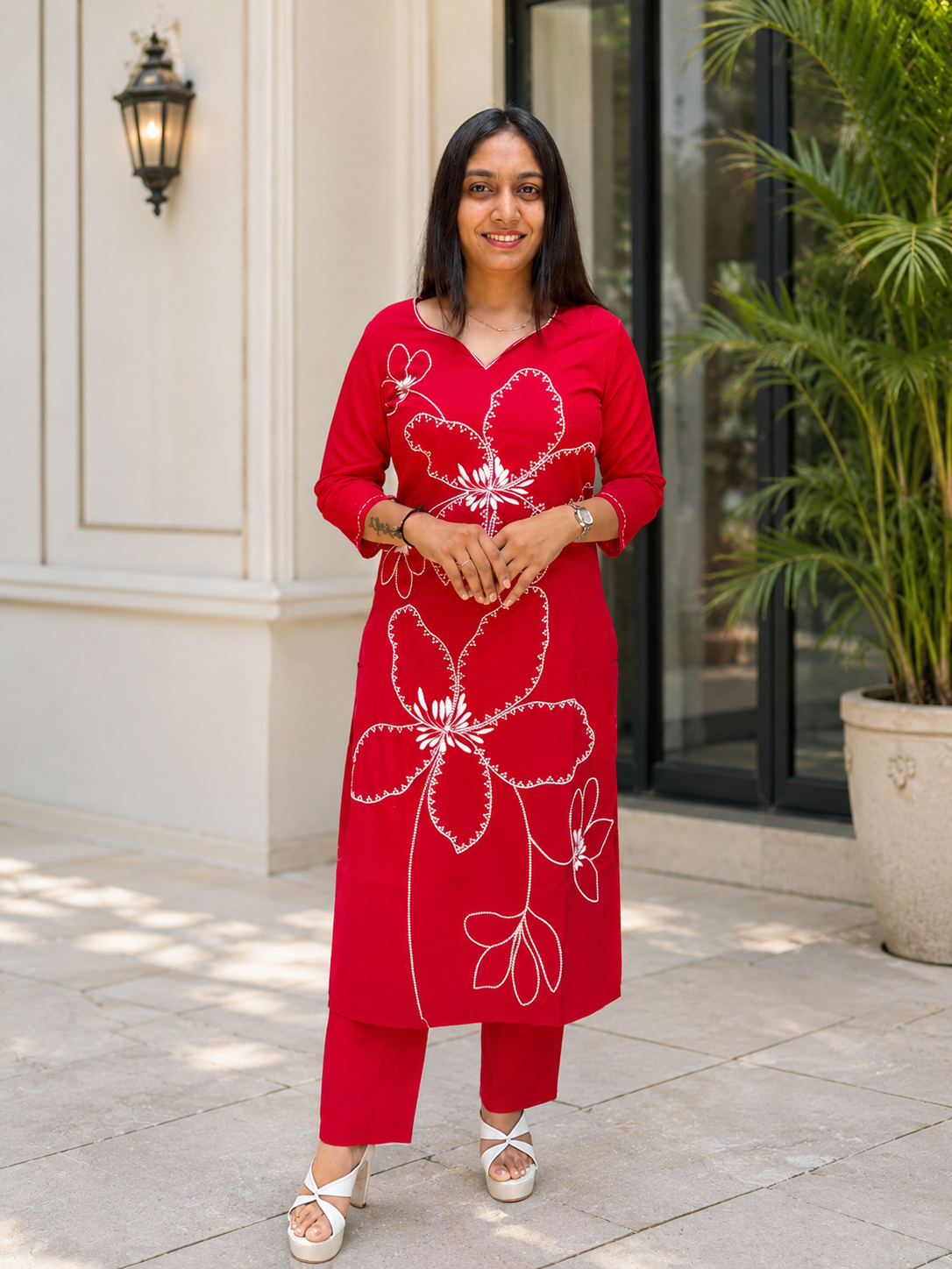 Stylish Red Floral Embroidered Kurti Pant Set for Women